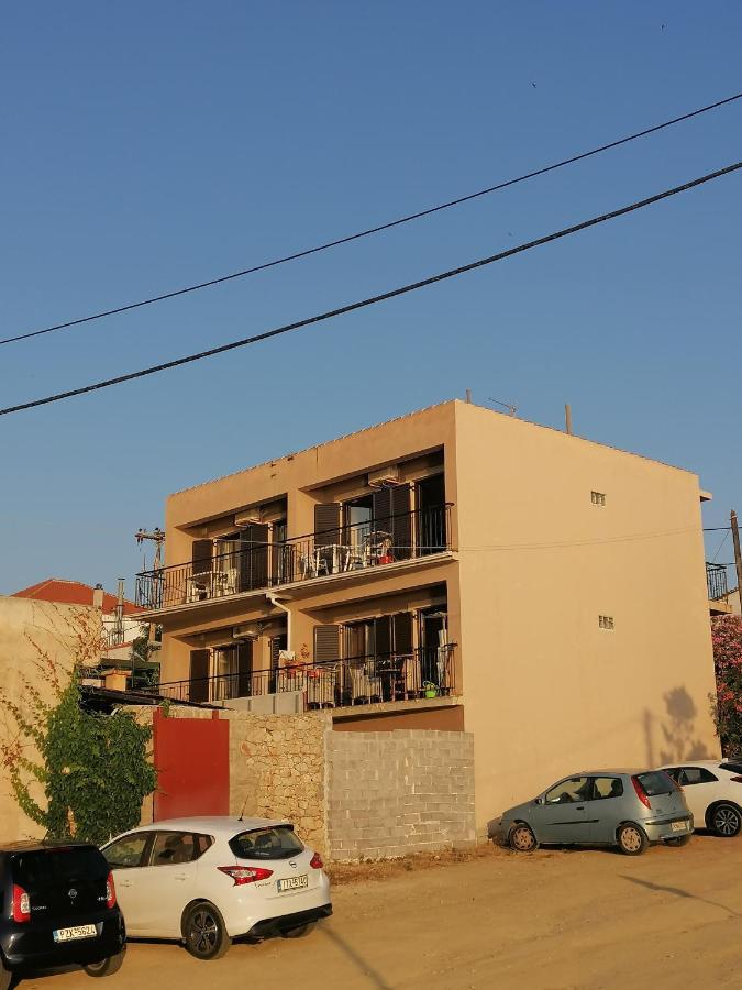 Alexis Apartments Pylos Extérieur photo